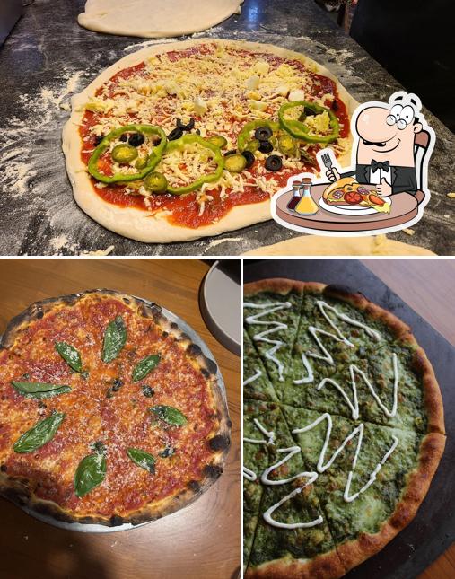 Order pizza at Capiche