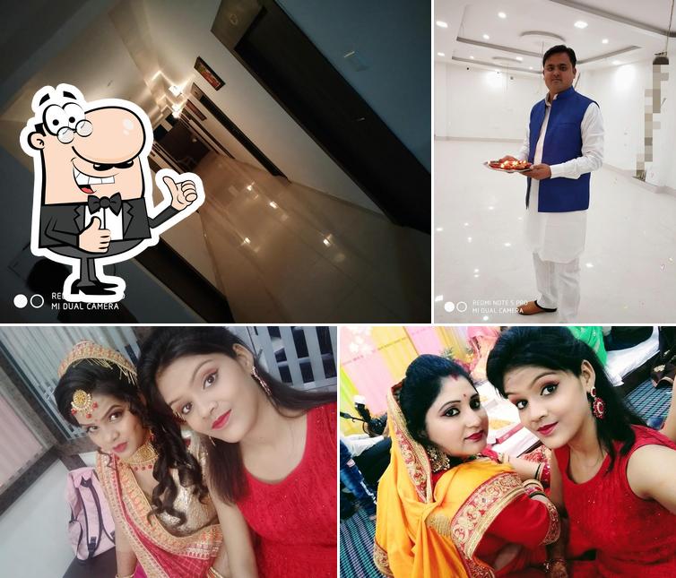 Here's a picture of HOTEL ANANDI INN ROOMS & BANQUET HALL (BEST HOTEL & RESTAURANTS IN ORAI)