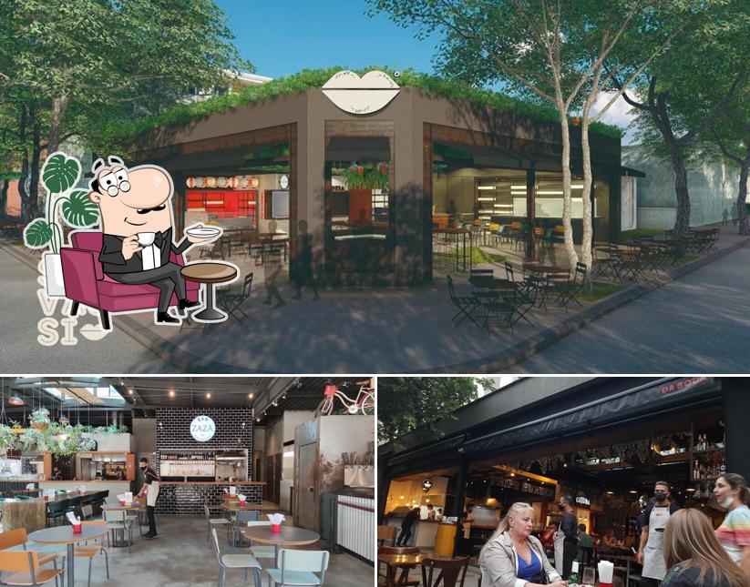 O interior do Mercado da Boca Savassi