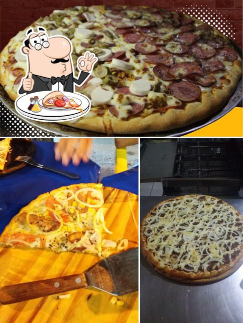 Peça diversos tipos de pizza