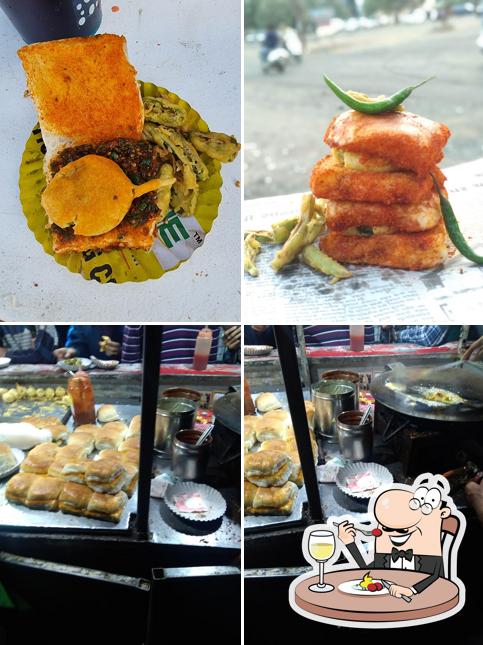 Food at Shreeji Vadapav