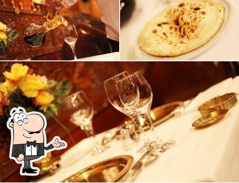 Parmi les différentes choses de la intérieur et la nourriture, une personne peut trouver sur Ravi