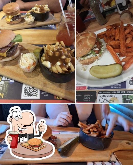 Les hamburgers de Le Up'n Down Resto-Bar will conviendront différents goûts