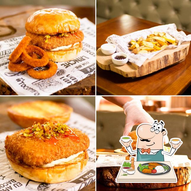 Platos en Ópera Café