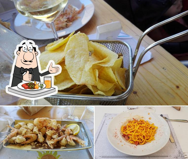 Platti al Stabilimento Balneare Ristorante La Caletta Beach Club Ostia