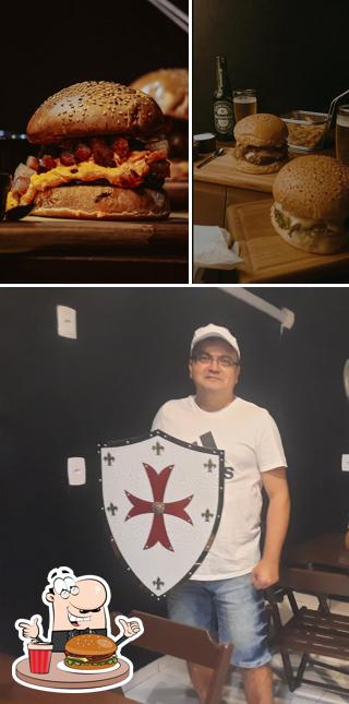 Império Hamburgueria Artesanal serve uma gama de opções para os amantes dos hambúrgueres