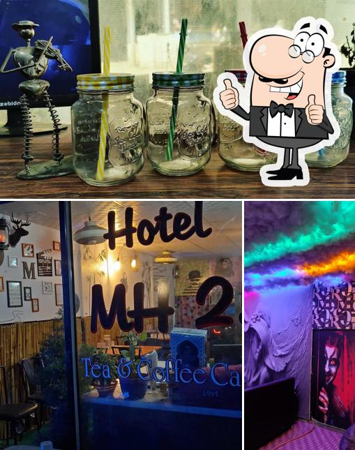 Here's a picture of HOTEL MH-25 COFFEE & RESTO