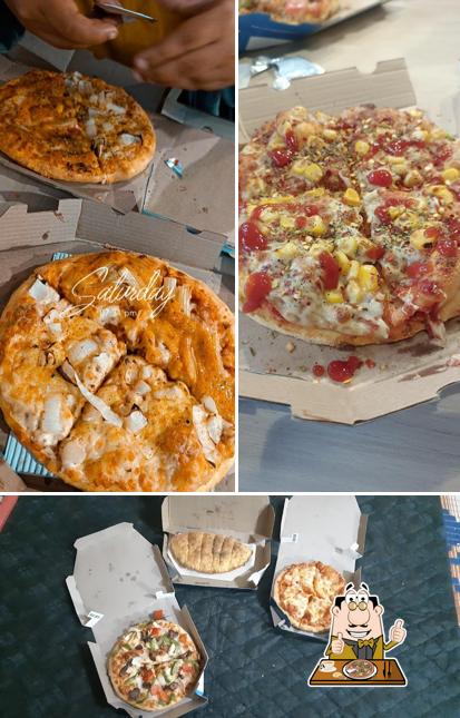 Order various variants of pizza