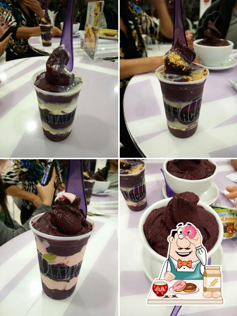 Trilha do Açaí serve uma escolha de sobremesas