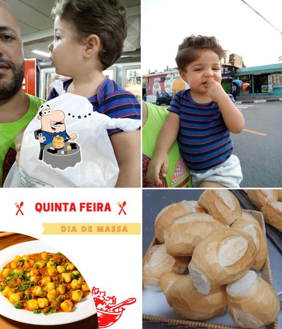 Platos en Carolina Pães e Doces