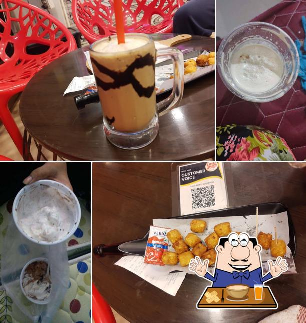 Clam chowder at Lassi Shop