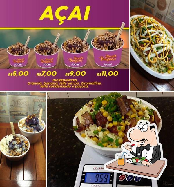 Platos en Nandes Burguers