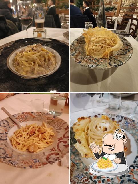 Spaghetti alla carbonara al Pizzeria Ristorante Il Vecchio Muro