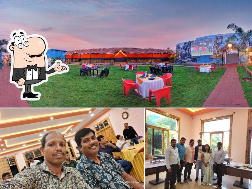 Check out how KINGDOM RESTAURANT looks inside