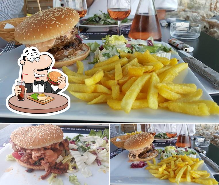 Les hamburgers de Restaurant LE TAILLECOU à Saint-Prex Au bord du Lac Léman will satisferont une grande variété de goûts