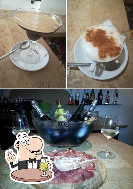 Prova un drink dal menu