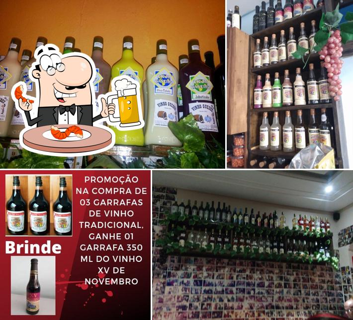 Desfute uma tulipa de cerveja leve ou escura