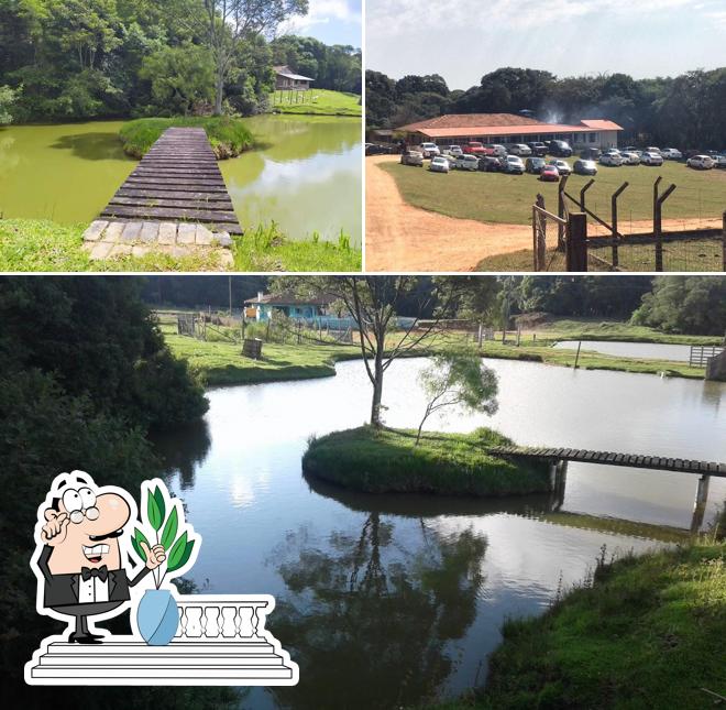 Veja imagens do exterior do Restaurante Dom Ernane, almoço colonial