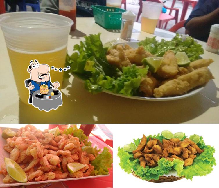 Comida em Bar do peixe do luciano