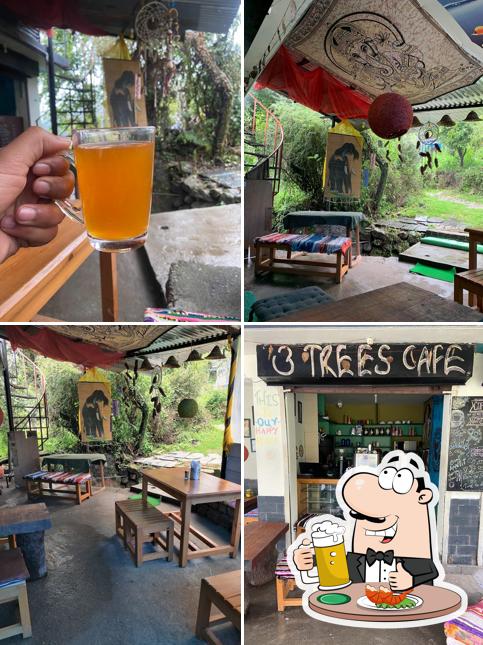 Order a glass of light or dark beer