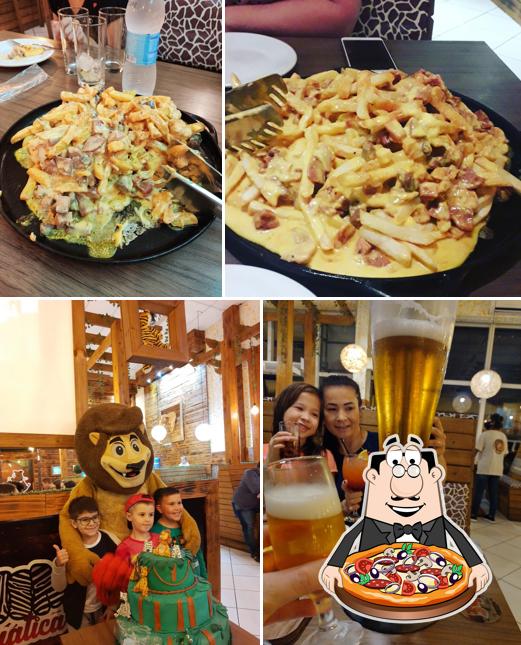 Consiga pizza no Mundo Animal Lanchonete Temática - Novo Hamburgo