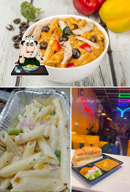 Macaroni and cheese at Hangout Garden Cafe And Restro