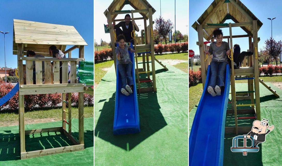 Guarda la immagine di Bar Tiffany