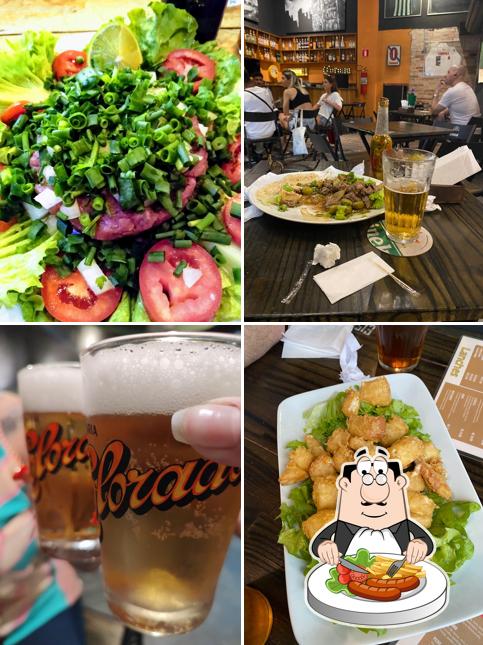 Platos en Basset Lanches