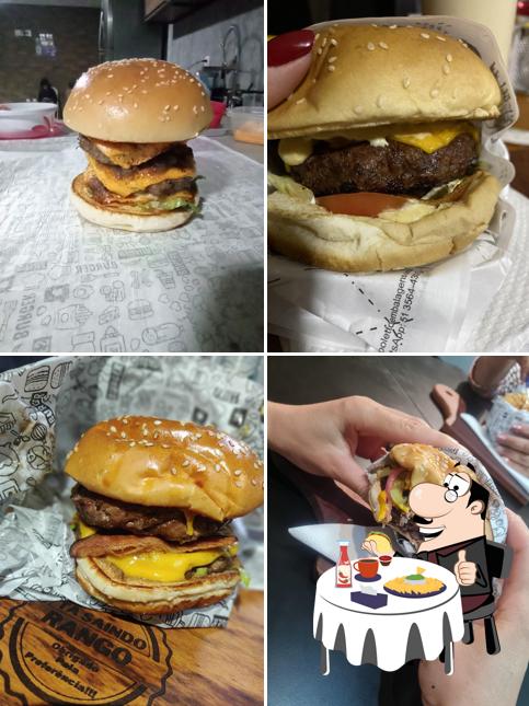 Delicie-se com um hambúrguer no Ta saindo rango