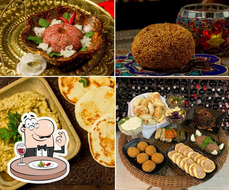 Comida em Restaurante Árabe