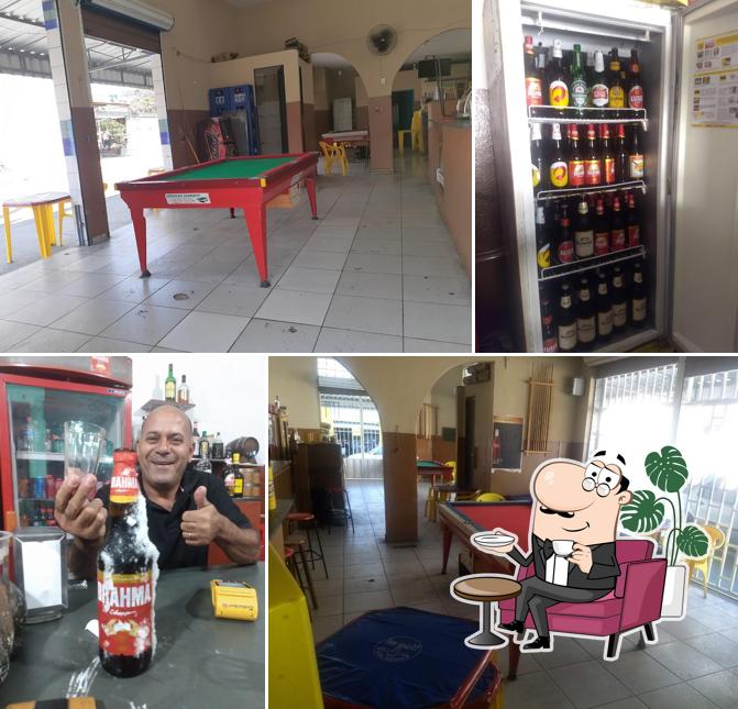 O interior do Bar do Maninho ( Maninhos&bar)