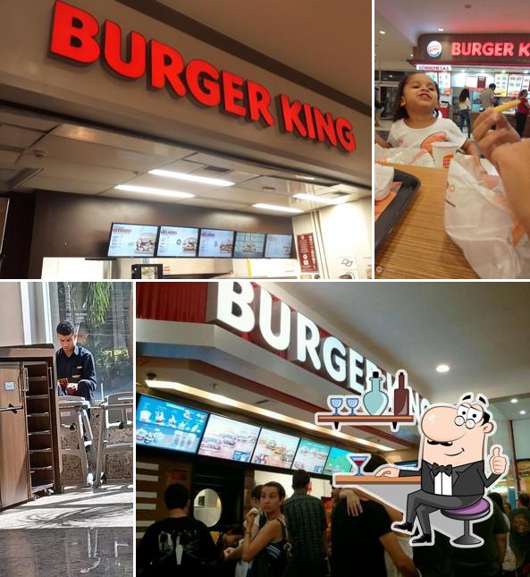 O interior do Burger King