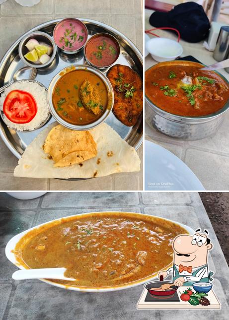 Chicken curry at Vinayak Lodging & Restaurant