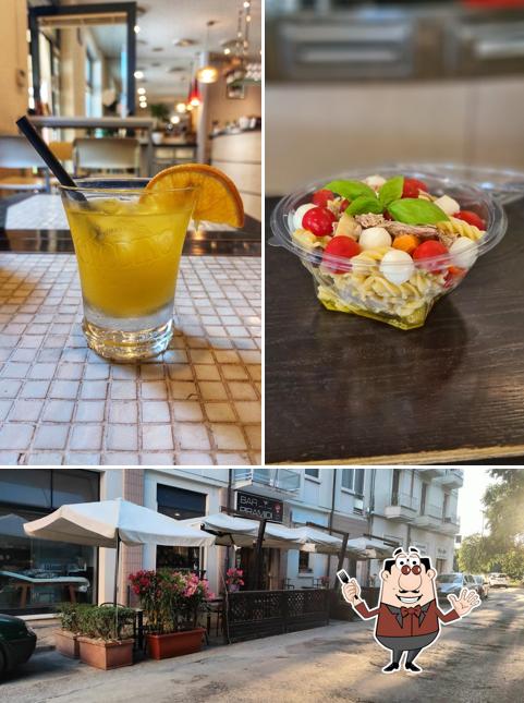 Bar piramidi si caratterizza per la cibo e esterno