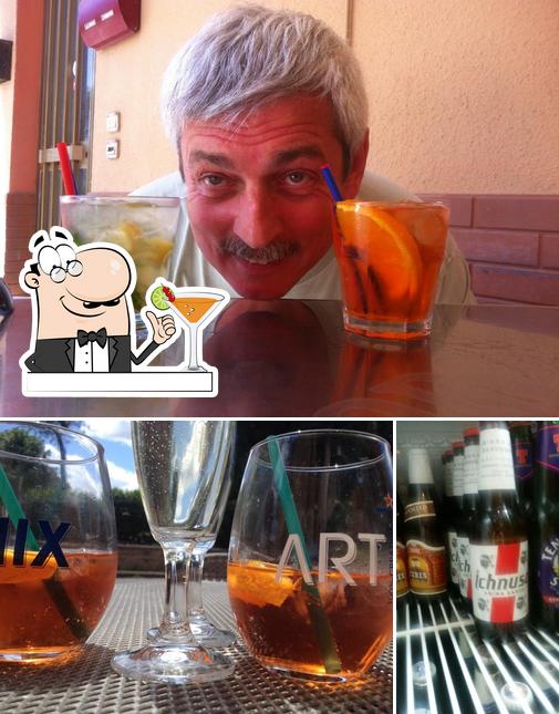 Goditi un drink dal menu