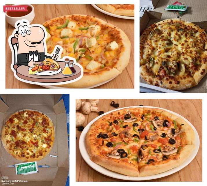 Order different types of pizza