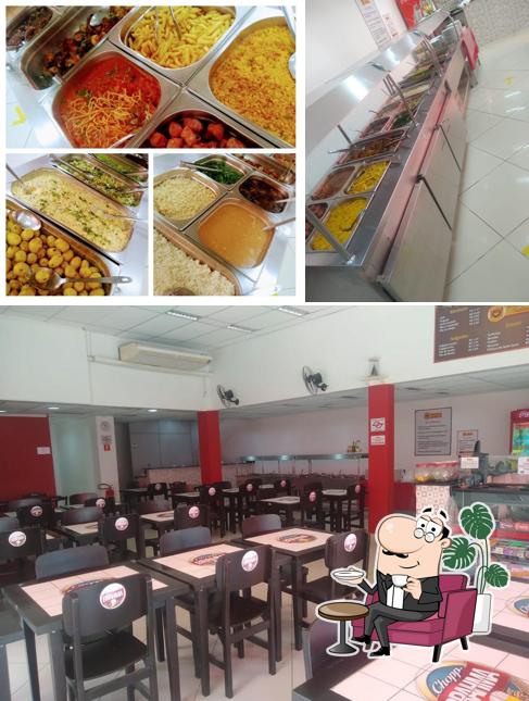 O interior do Restaurante Indaiá