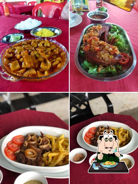 Comida em Empório do Jambo