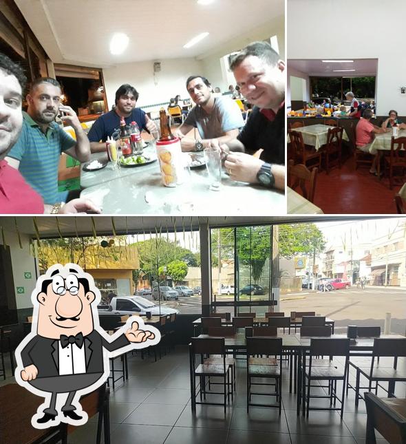 O interior do Restaurante, Lanchonete e pizzaria Maruishi