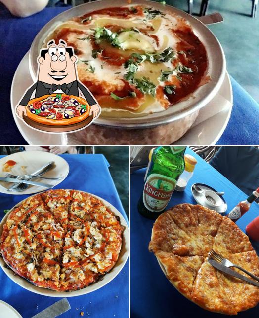 Try out pizza at Oasis cafe Anjuna