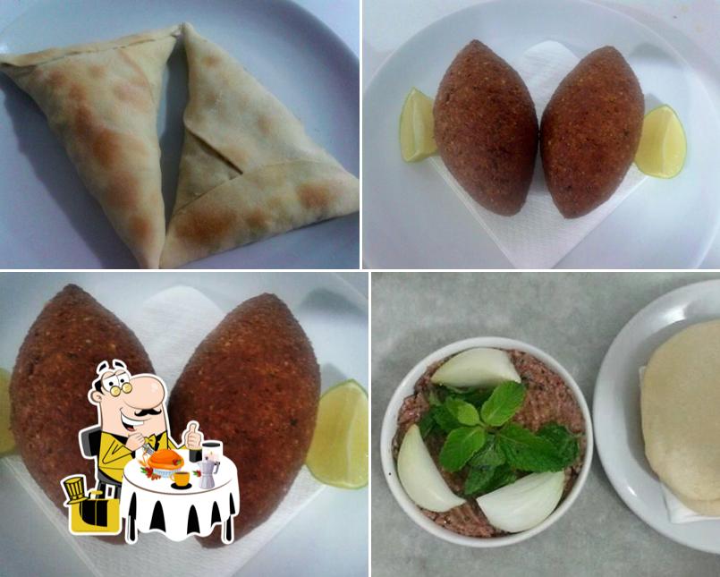 Comida em Delícias Árabes