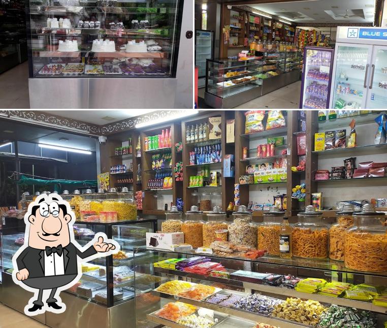 The interior of Bake club bakery & cafe