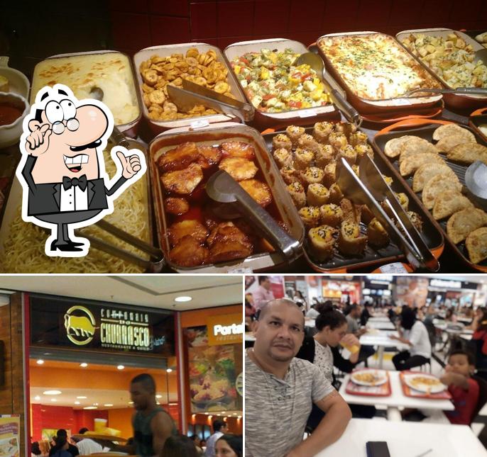 O interior do Companhia do Churrasco