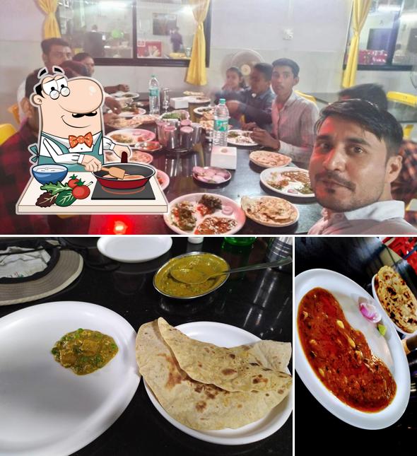 Chicken curry at Hotel Annapurna