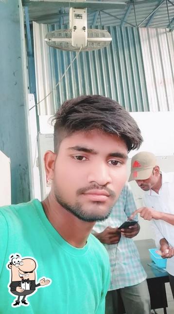 Look at this picture of Meraj Bawarchi Restaurant