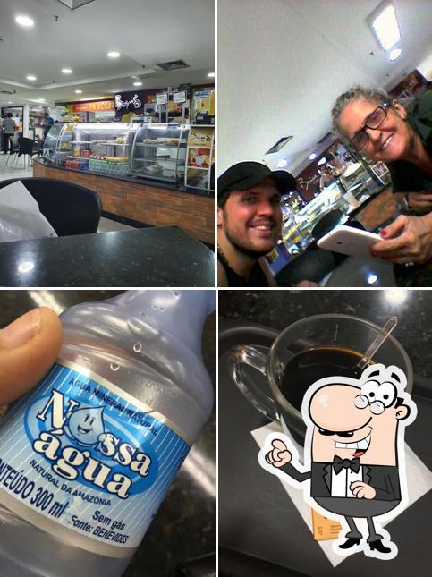 Veja imagens do interior do Brisa Café