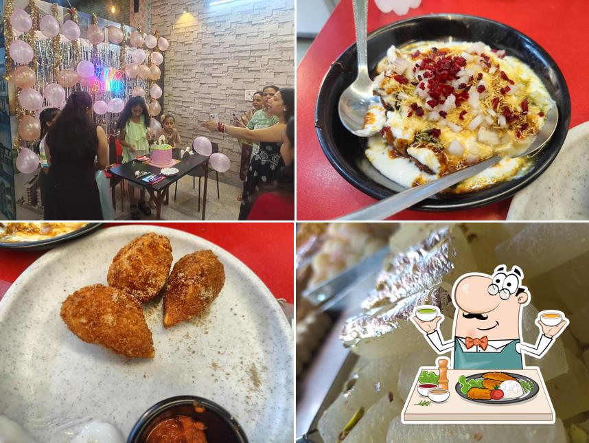 Food at Vardaan Sweets and Fast food