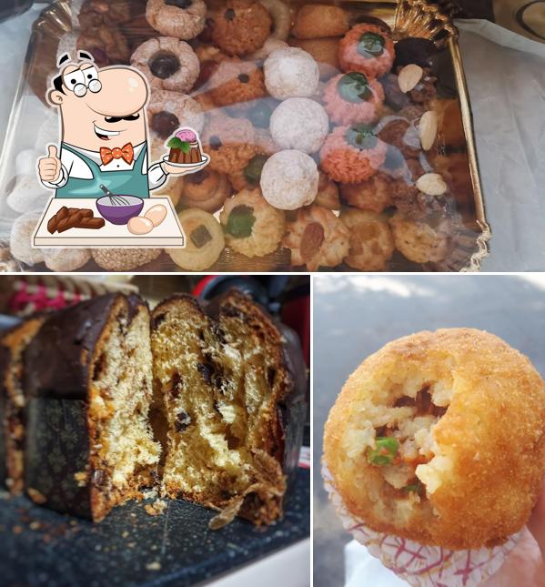 Tinghino serve un'ampia selezione di dolci