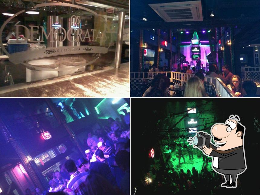 Aos Democratas image