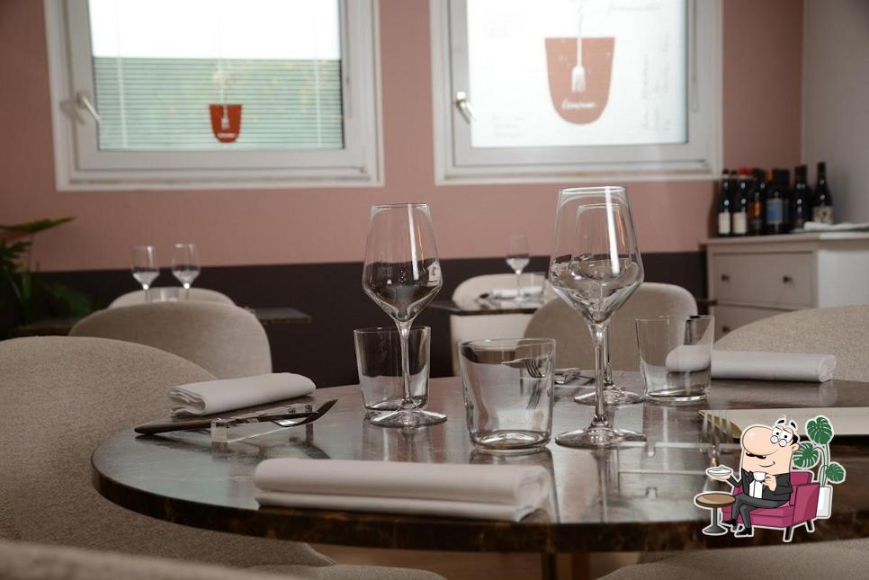 Gli interni di Creazione Ristorante